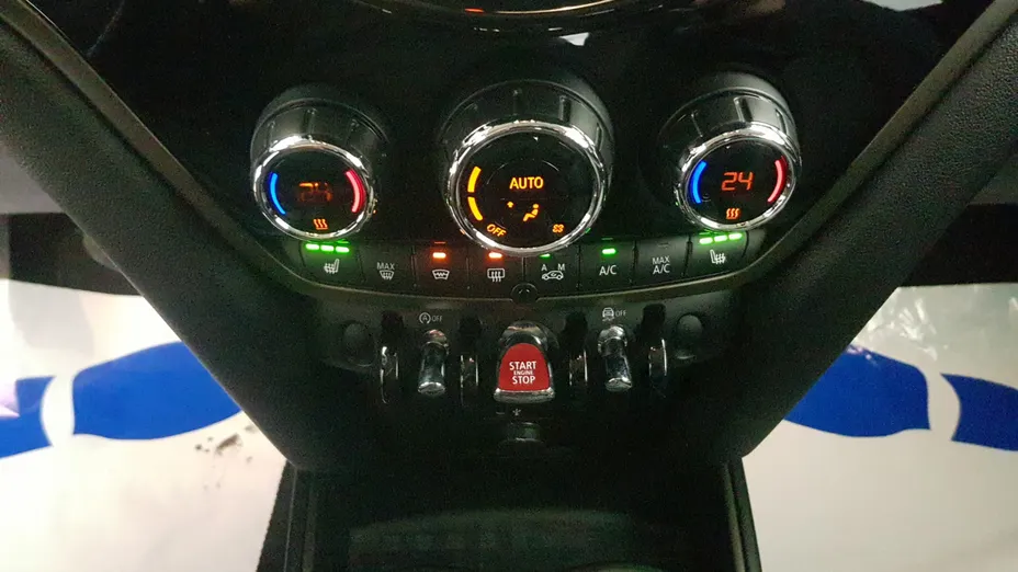 MINI [BMW] Countryman Cooper Classic Trim aut