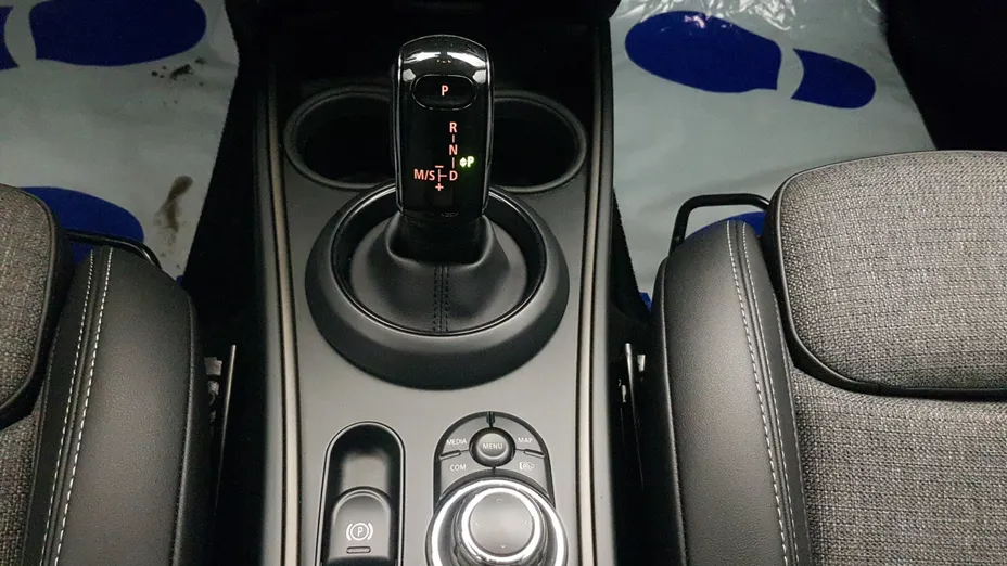 MINI [BMW] Countryman Cooper Classic Trim aut