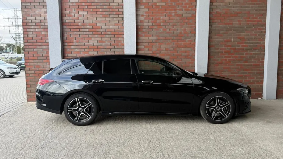 MERCEDES-BENZ CLA CLA 200 d AMG Line 8G-DCT