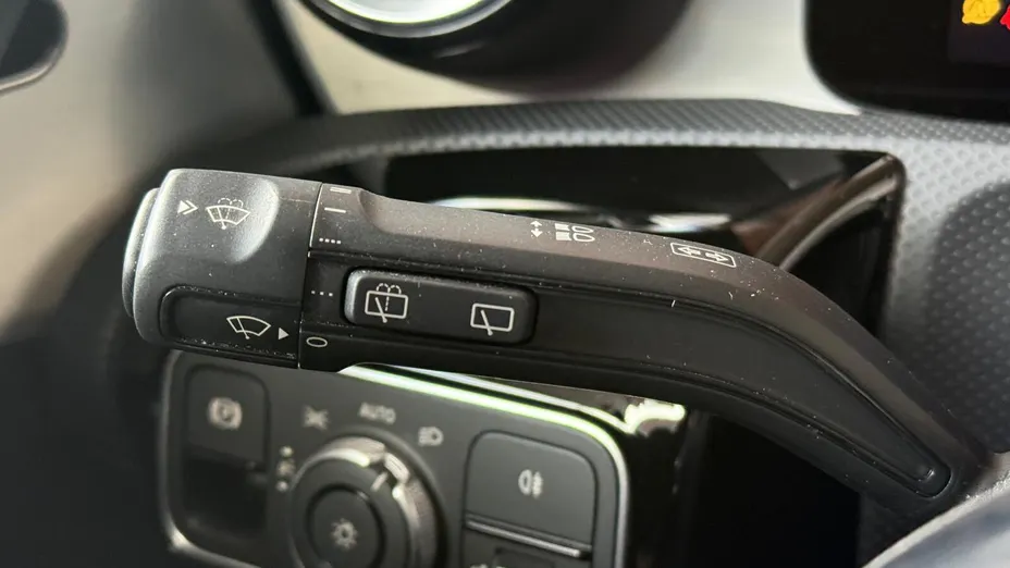 MERCEDES-BENZ CLA CLA 200 d AMG Line 8G-DCT