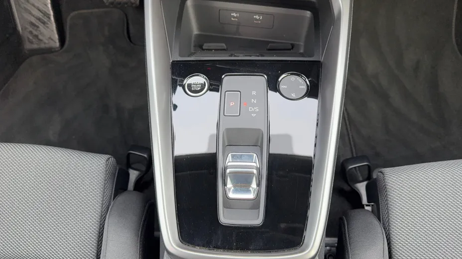 AUDI A3 A3 35 TFSI mHEV S Line S tronic