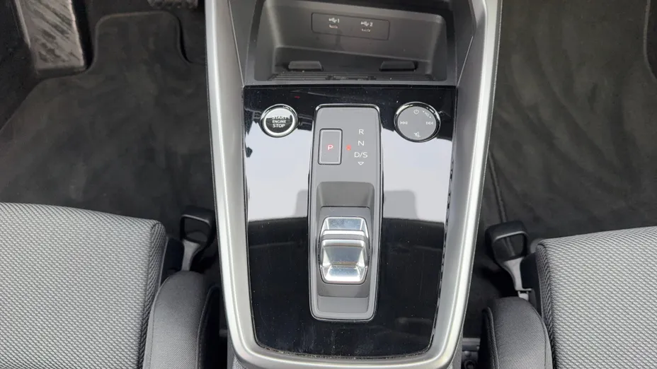 AUDI A3 A3 35 TFSI mHEV S Line S tronic