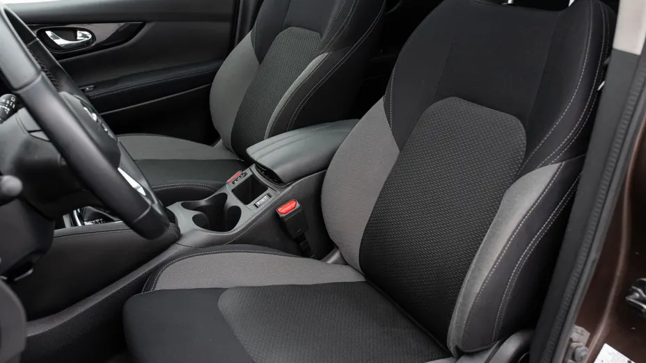 NISSAN Qashqai Qashqai 1.3 DIG-T N-Connecta DCT