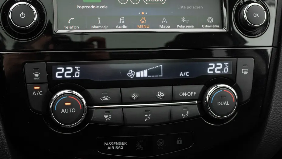 NISSAN Qashqai Qashqai 1.3 DIG-T N-Connecta DCT