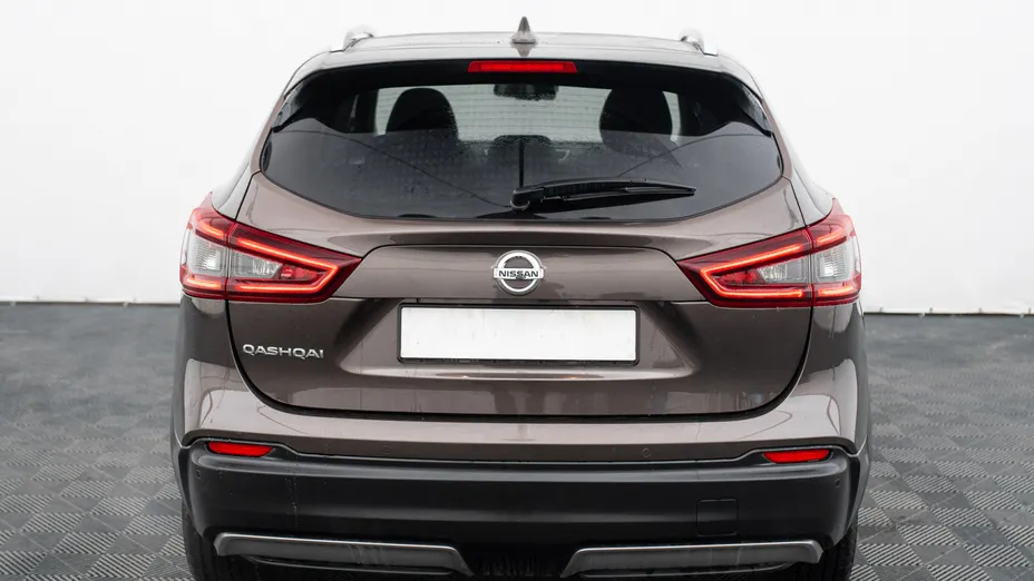 NISSAN Qashqai Qashqai 1.3 DIG-T N-Connecta DCT