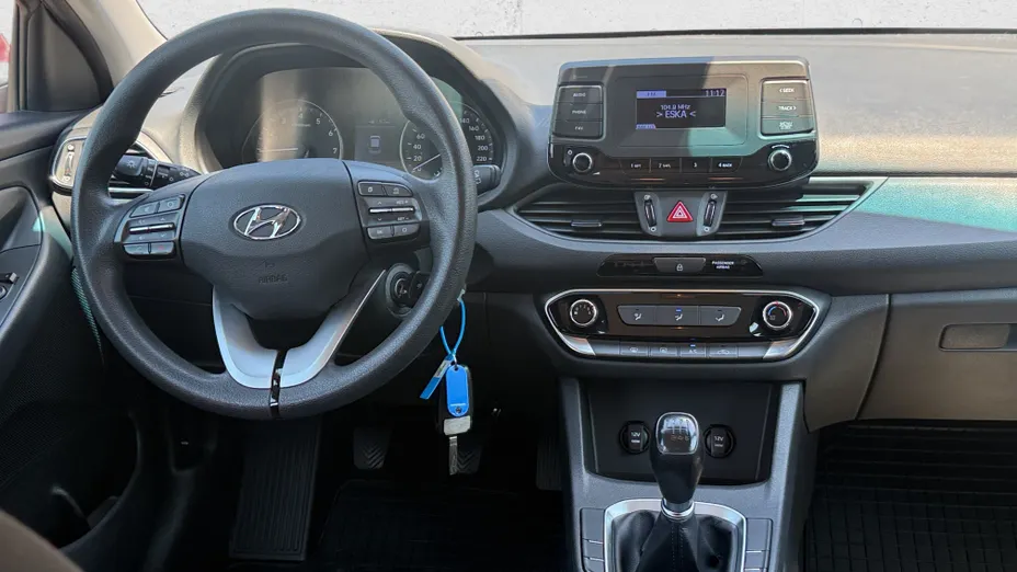 HYUNDAI i30 i30 1.4 Classic +