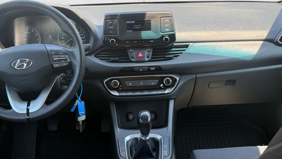 HYUNDAI i30 i30 1.4 Classic +