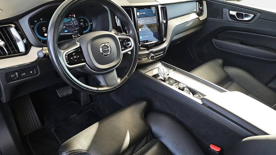 VOLVO XC60 XC60 T6 Plug-In Hybrid AWD Inscription aut