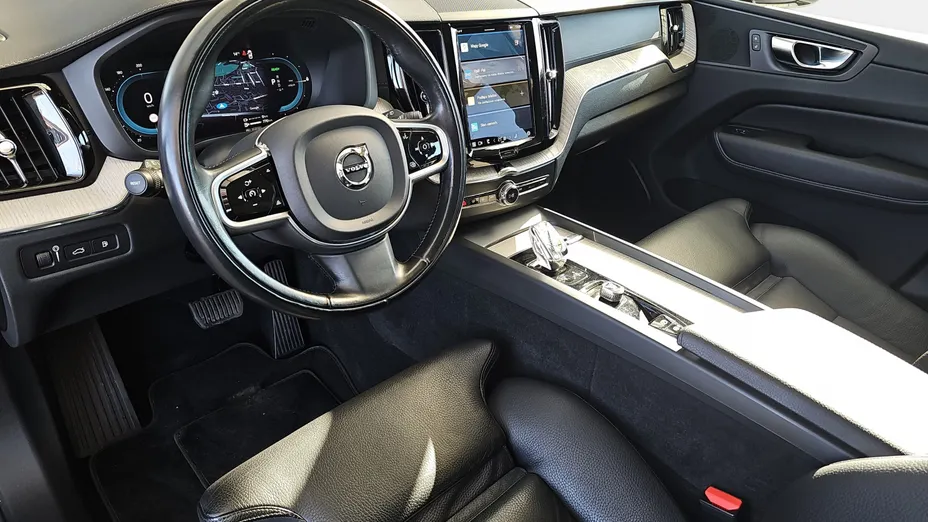 VOLVO XC60 XC60 T6 Plug-In Hybrid AWD Inscription aut