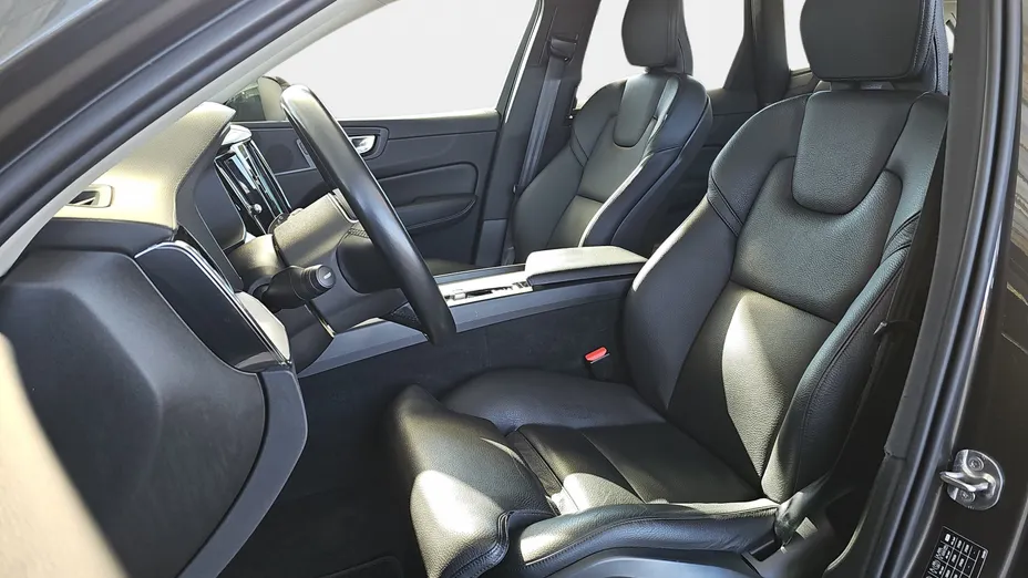 VOLVO XC60 XC60 T6 Plug-In Hybrid AWD Inscription aut