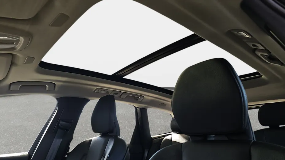 VOLVO XC60 XC60 T6 Plug-In Hybrid AWD Inscription aut