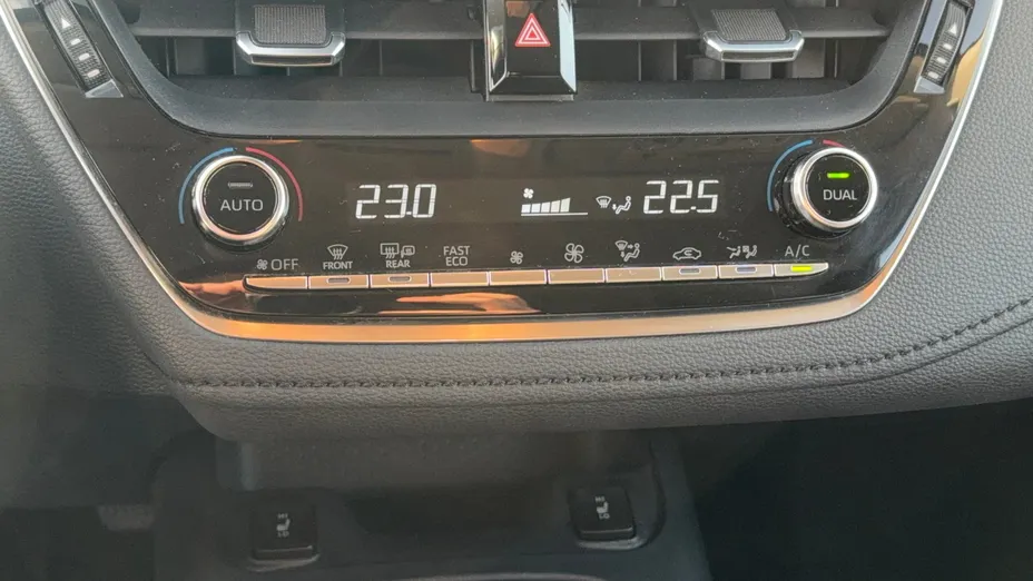 TOYOTA Corolla Corolla 1.5 Comfort