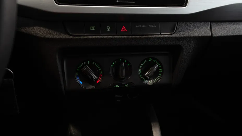 SKODA Fabia Fabia 1.0 TSI Ambition