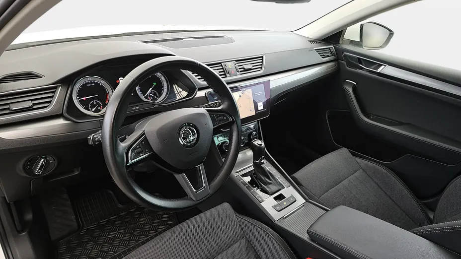 SKODA Superb Superb 2.0 TDI SCR Style DSG