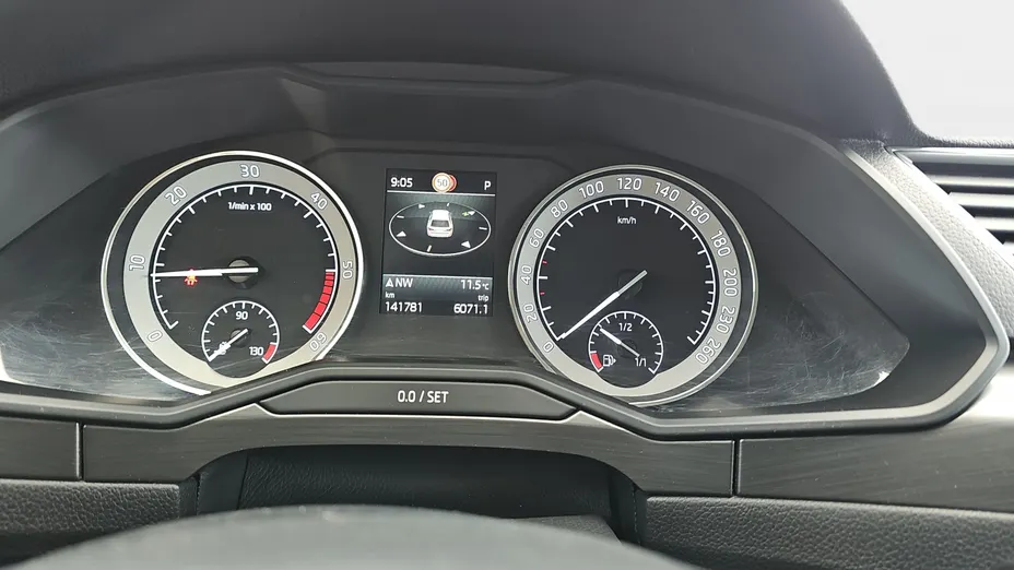 SKODA Superb Superb 2.0 TDI SCR Style DSG