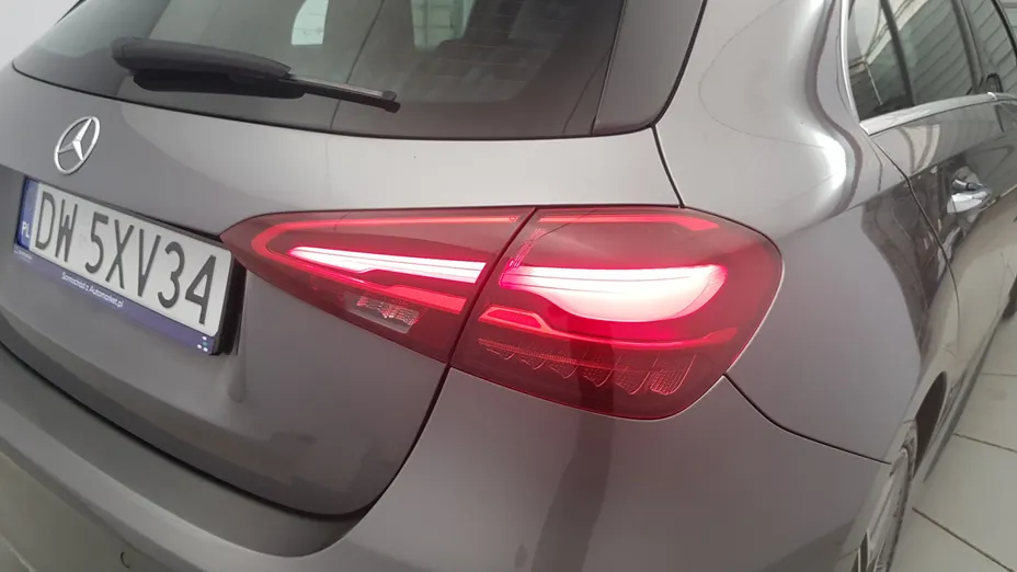 MERCEDES-BENZ A Klasa A 200 AMG Line 7G-DCT