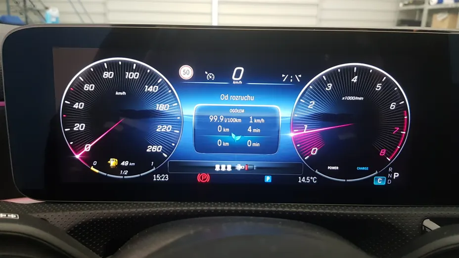 MERCEDES-BENZ A Klasa A 200 AMG Line 7G-DCT