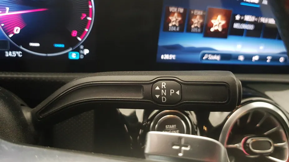 MERCEDES-BENZ A Klasa A 200 AMG Line 7G-DCT