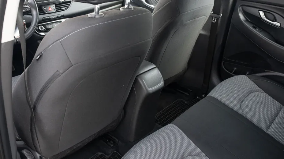 HYUNDAI i30 i30 1.5 DPI Classic +