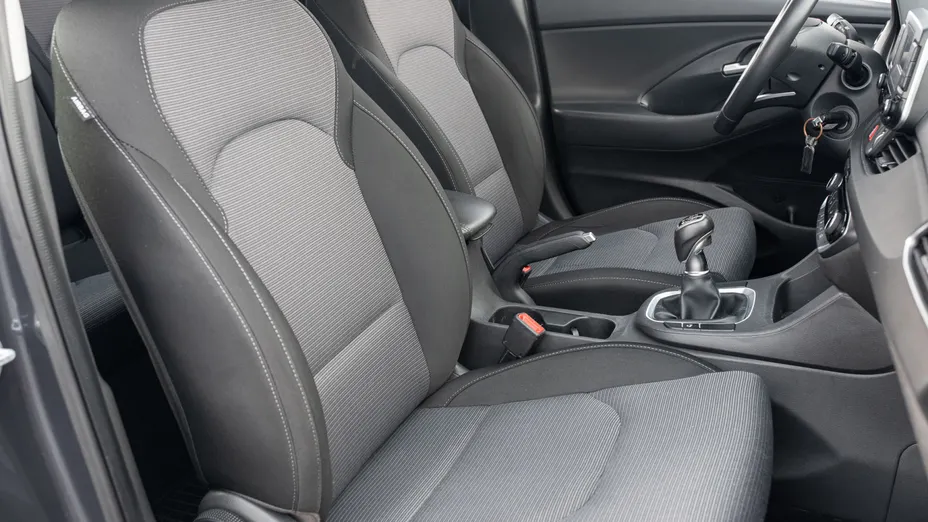 HYUNDAI i30 i30 1.5 DPI Classic +