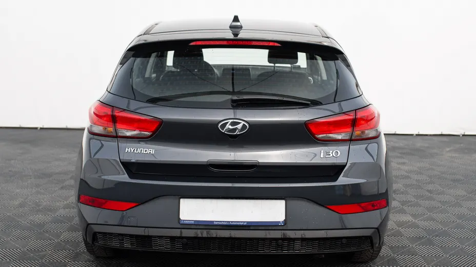 HYUNDAI i30 i30 1.5 DPI Classic +