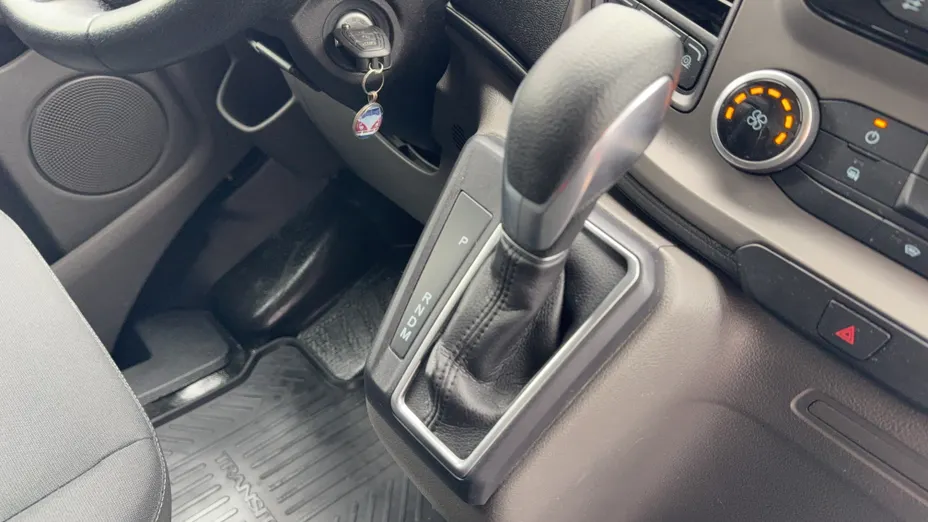 FORD Transit Custom Transit Custom 300 L2H1 Trend Aut.