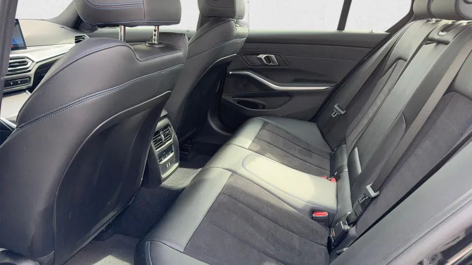 BMW Seria 3 318i M Sport aut