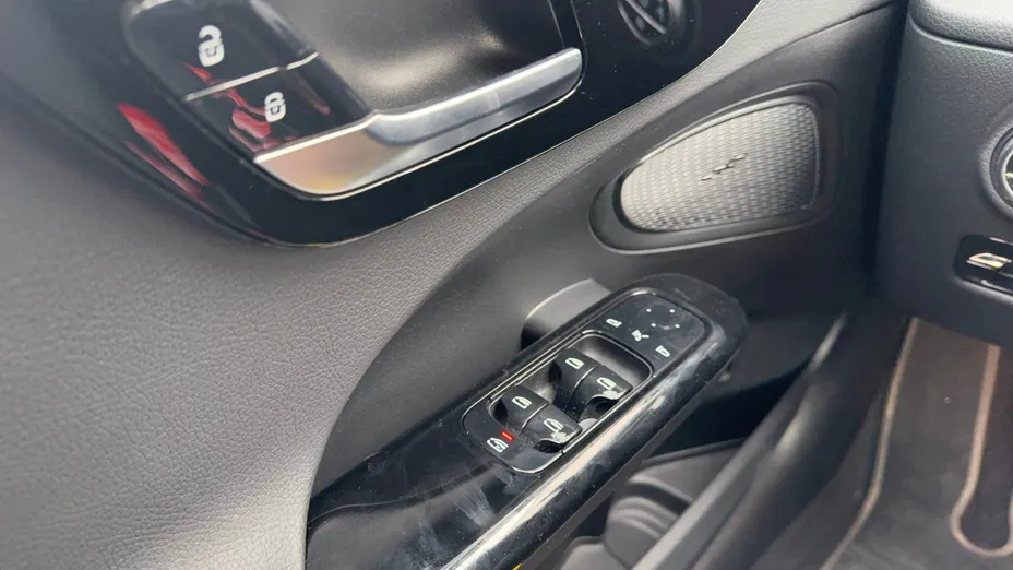 MERCEDES-BENZ C Klasa C 200 d mHEV