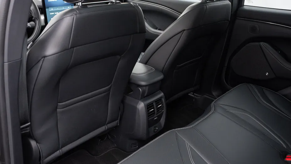 FORD Mustang Mach-E Mustang Mach-E 98kWh RWD