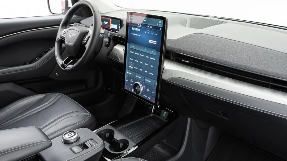 FORD Mustang Mach-E Mustang Mach-E 98kWh RWD