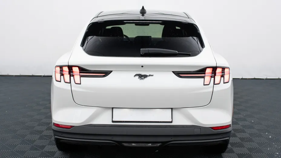 FORD Mustang Mach-E Mustang Mach-E 98kWh RWD