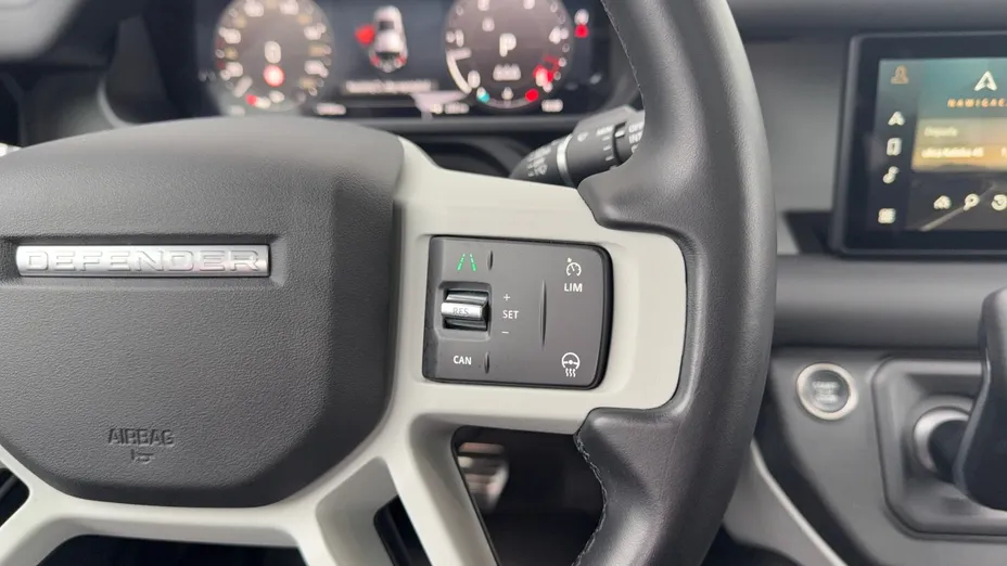 LAND ROVER Defender Defender 110 3.0 D250 mHEV XS Edition