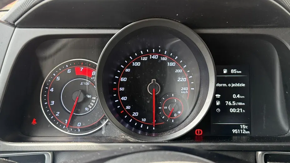 HYUNDAI Elantra Elantra 1.6 Modern