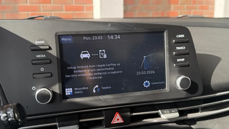 HYUNDAI Elantra Elantra 1.6 Modern