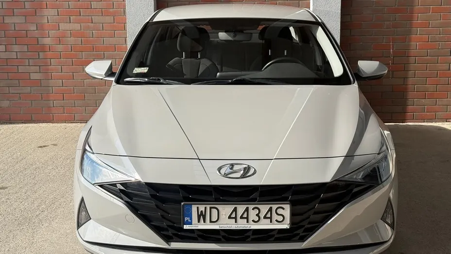 HYUNDAI Elantra Elantra 1.6 Modern