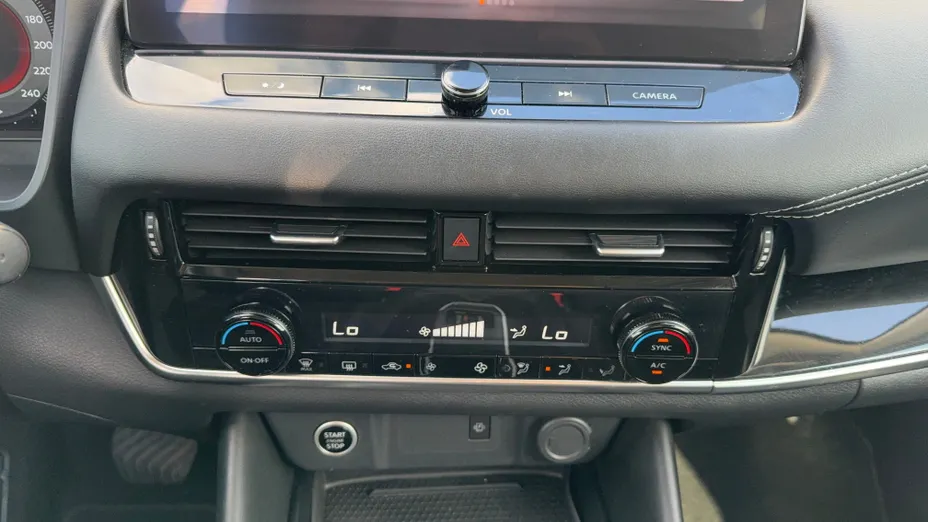 NISSAN Qashqai Qashqai 1.3 DIG-T mHEV N-Connecta Xtronic