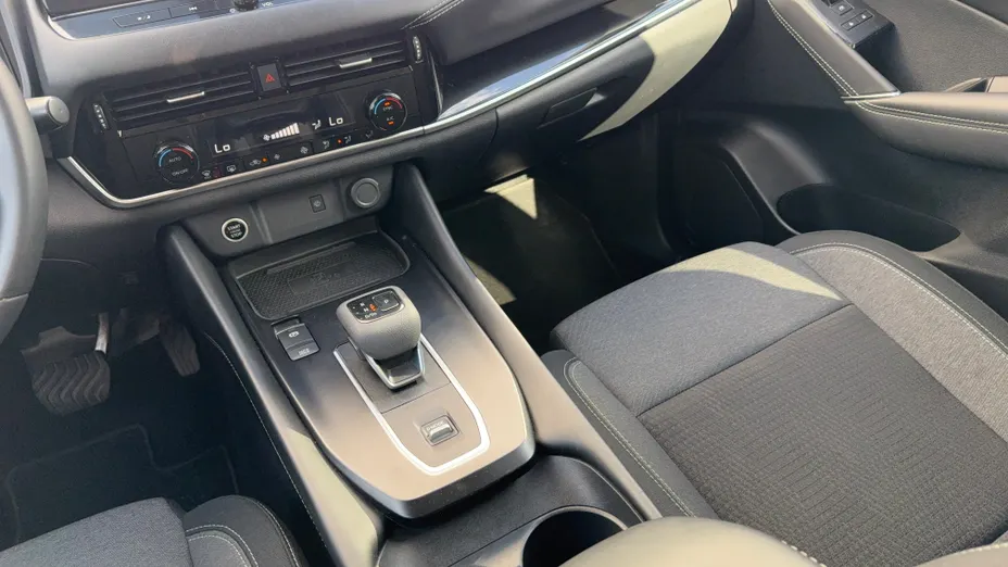 NISSAN Qashqai Qashqai 1.3 DIG-T mHEV N-Connecta Xtronic