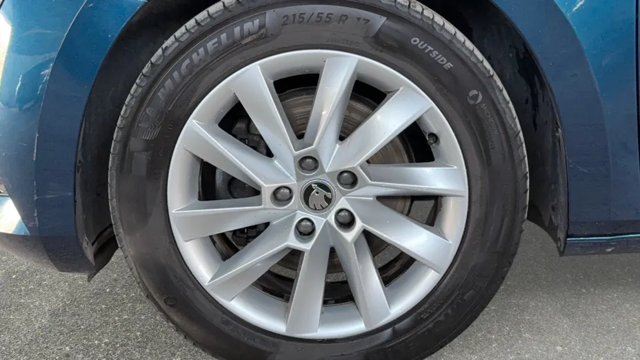 SKODA Superb Superb 1.5 TSI Ambition