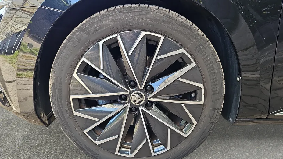 SKODA Superb Superb 2.0 TSI L&K DSG