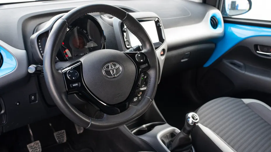 TOYOTA Aygo Aygo 1.0 VVT-i X-play