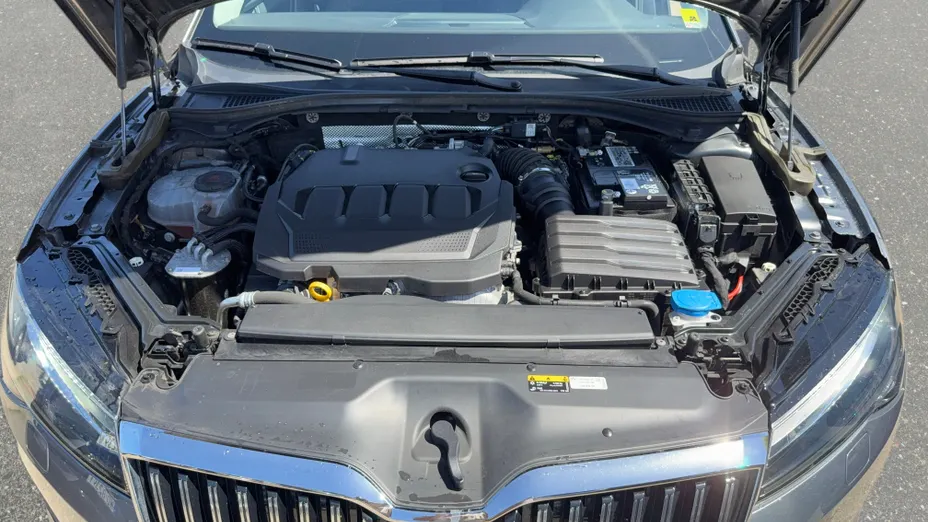 SKODA Superb Superb 2.0 TDI SCR Ambition DSG