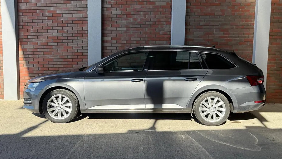 SKODA Superb Superb 2.0 TSI Ambition DSG