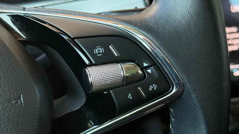 SKODA Superb Superb 2.0 TSI Ambition DSG