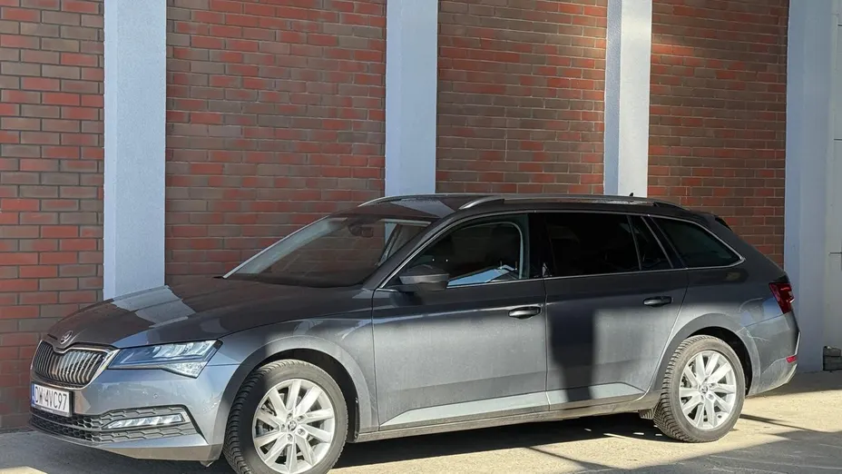 SKODA Superb Superb 2.0 TSI Ambition DSG