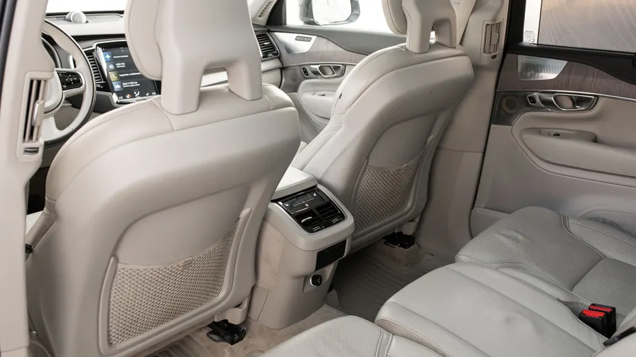 VOLVO XC90 XC90 B5 D AWD Inscription 7os aut
