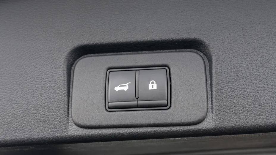 NISSAN X-Trail X-Trail 1.5 VC-T mHEV Tekna 2WD Xtronic 7os