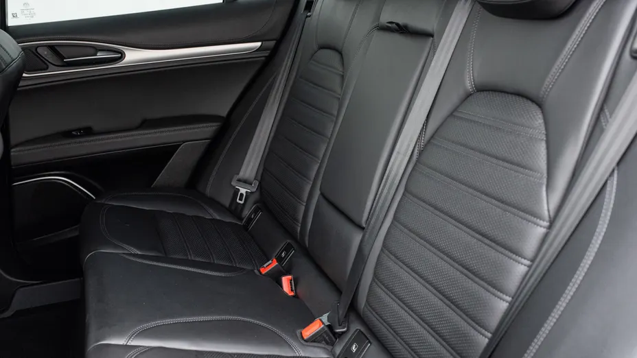 ALFA ROMEO Stelvio Stelvio 2.0 Turbo Veloce Q4 aut