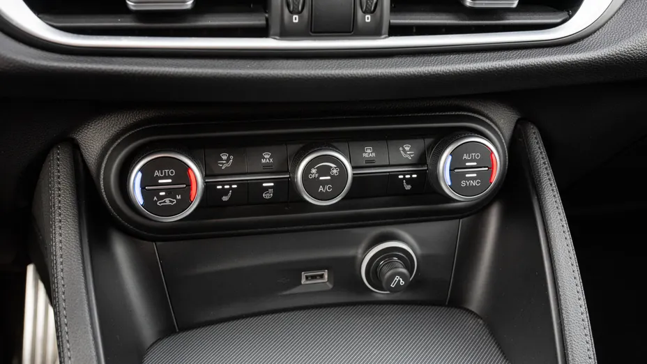 ALFA ROMEO Stelvio Stelvio 2.0 Turbo Veloce Q4 aut