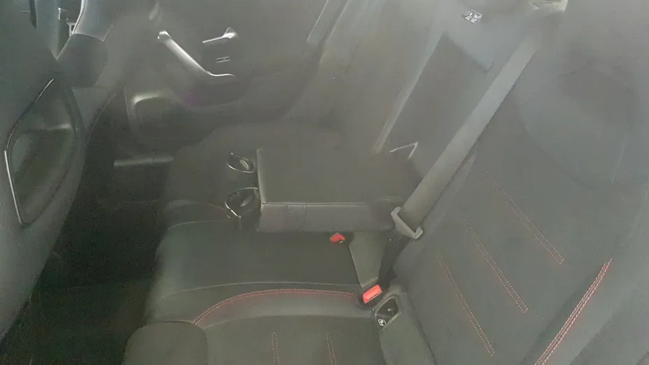 MERCEDES-BENZ CLA CLA 200 AMG Line 7G-DCT