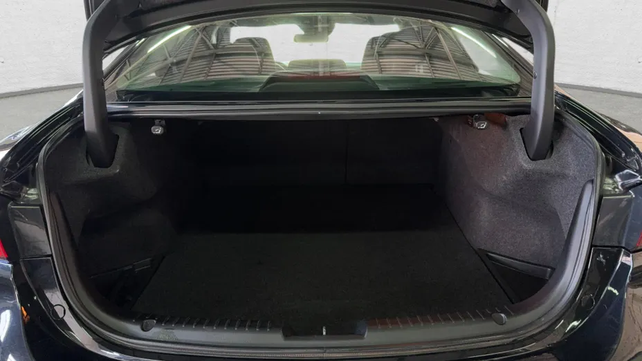 MAZDA 6 6 2.0 Center-Line aut